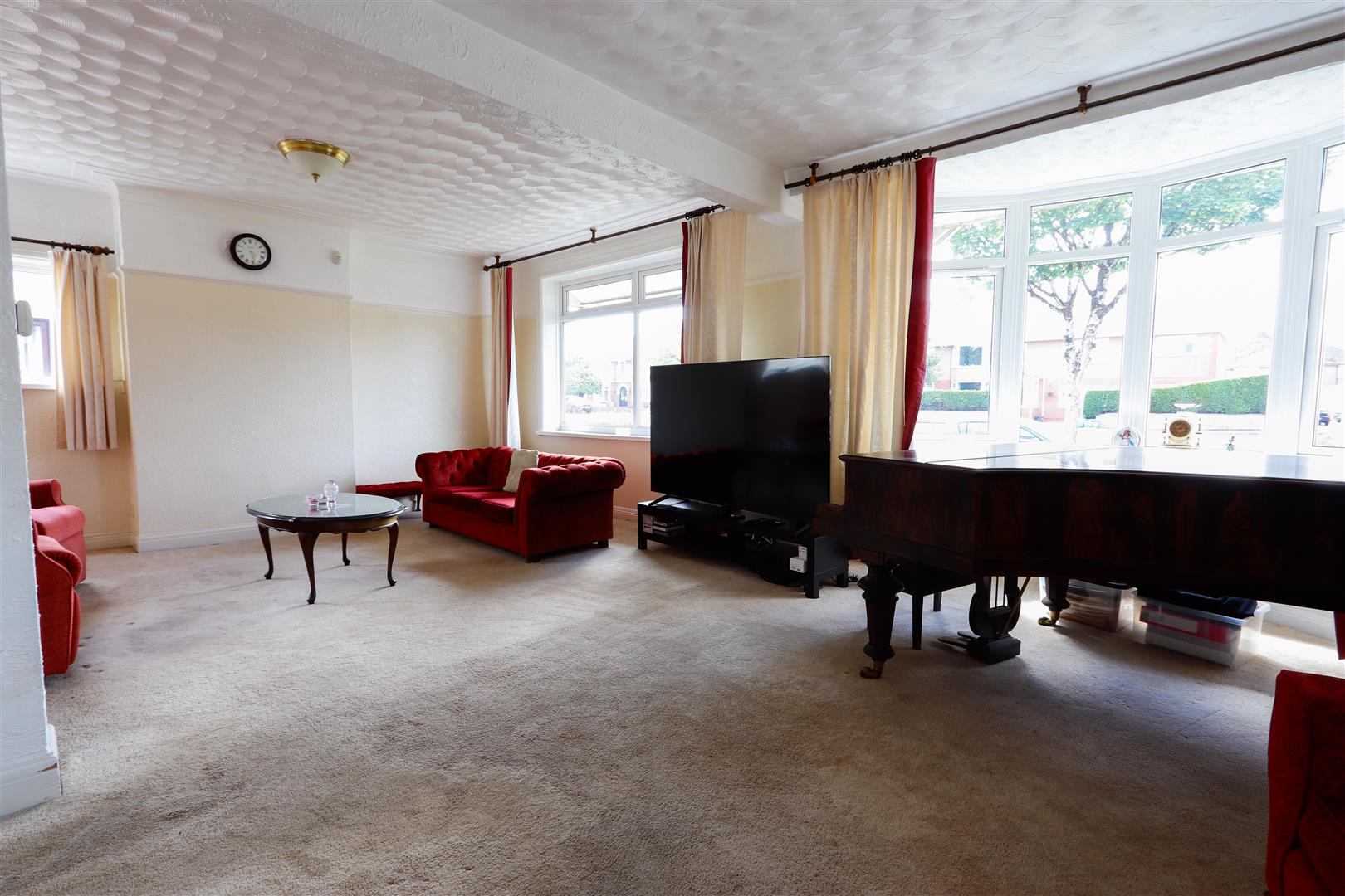 Colcot Road, Barry Knights Estate Agents